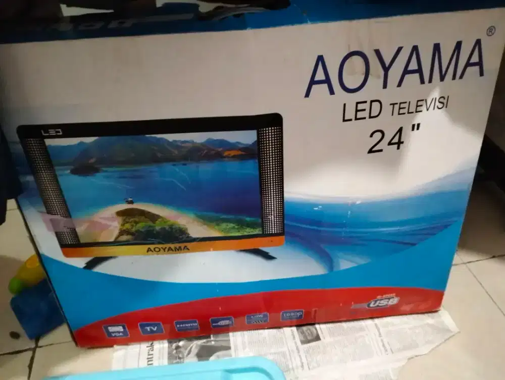 Aoyama LED TV Televisi 24
