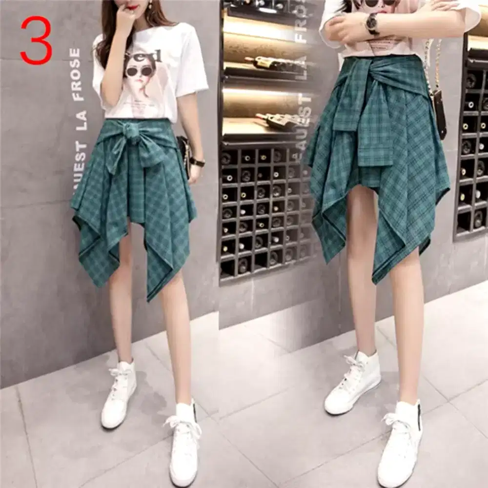 rok asimetris wanita model high-waist