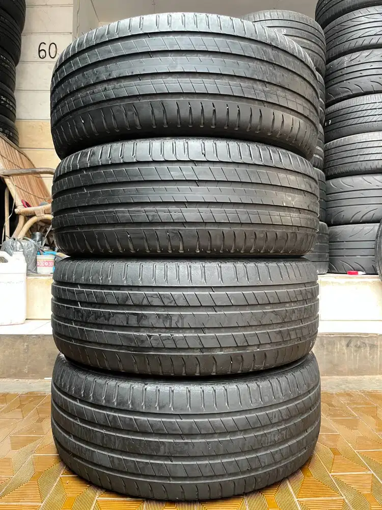 Ban Michelin Latitude Sport 3  235 55 r19  4Pcs