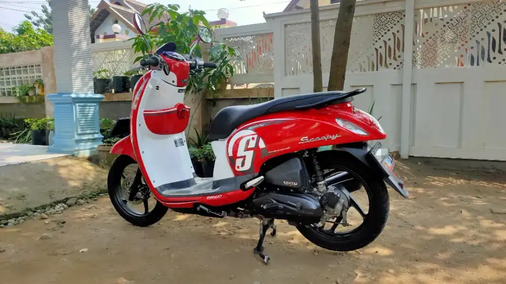 Scoopy 2016 istimewa