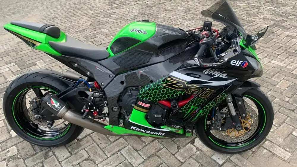 Di jual motor zx1000