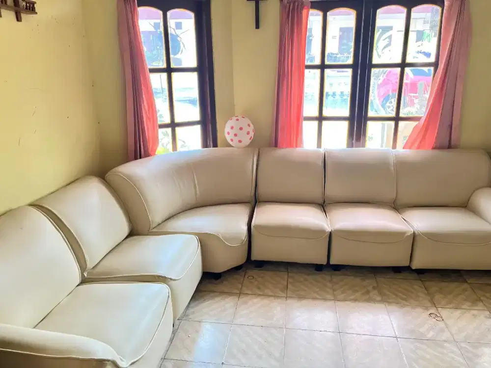 Dijual Sofa Sudut