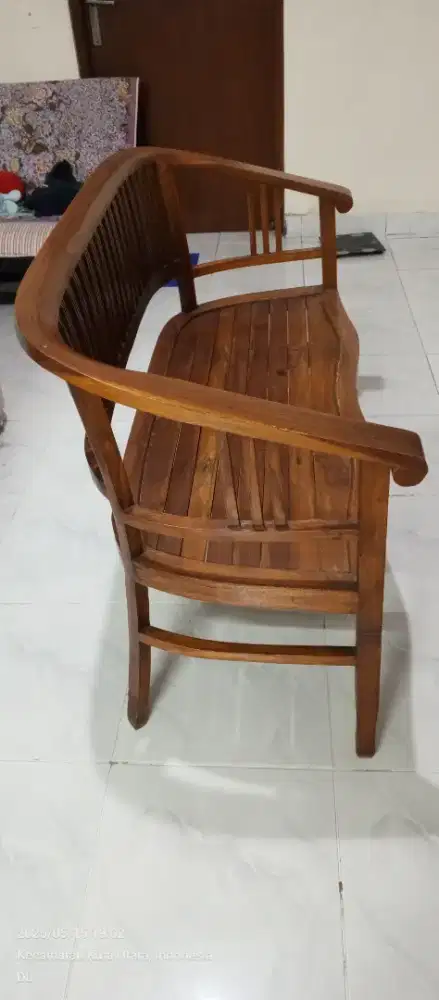 Seperangkat Kursi dan Meja Ruang Tamu Kayu Jati