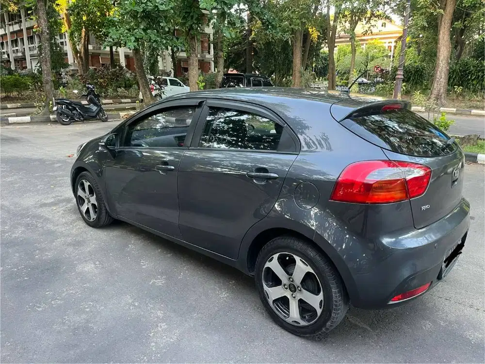 2013, Kia Rio Hatchback MT