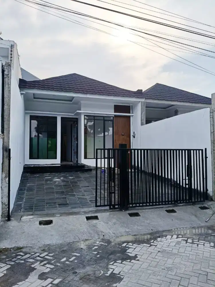 DI JUAL RUMAH BARU MEWAH DI TANAH MAS DEKAT BANDARA