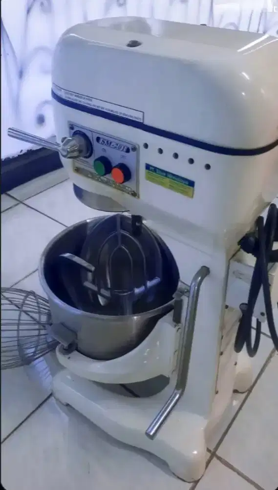 Mixer SINMAG  SM 201 -20 lt