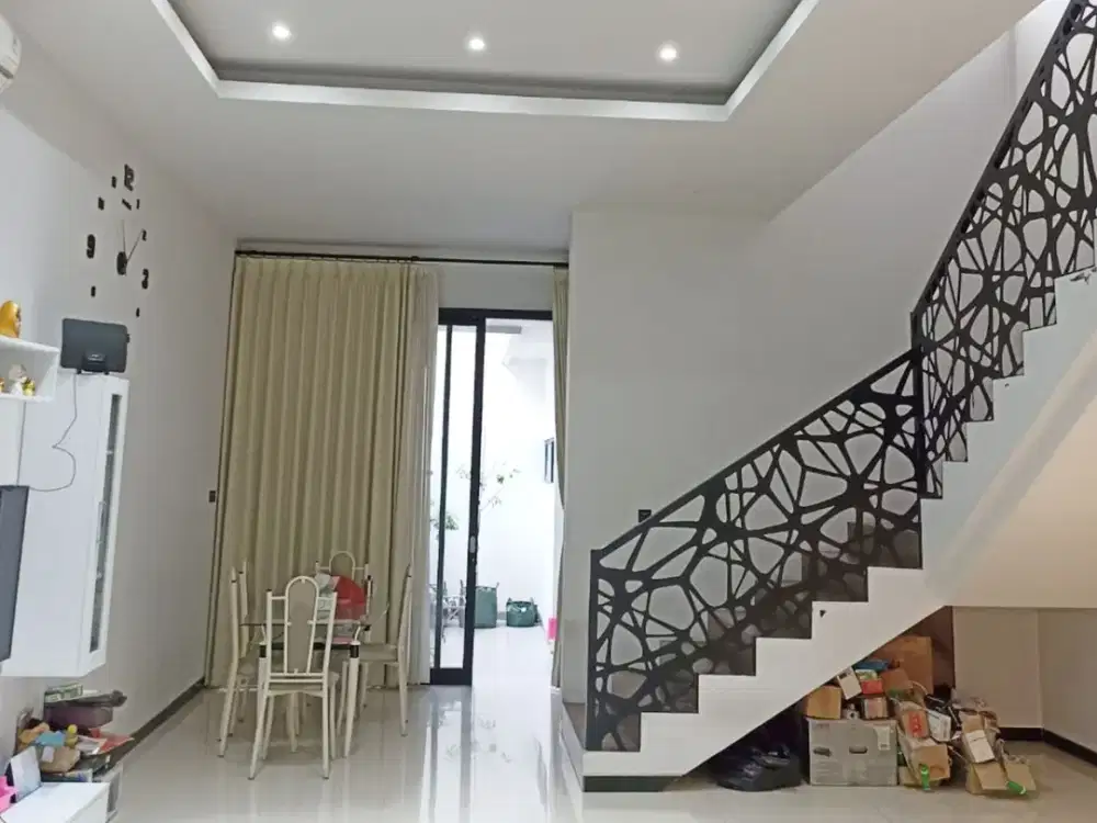 ‼️TERAWAT SIAP HUNI, SEMI FURNISHED‼️ RUMAH LEBAK ARUM KENJERAN MULYOSARI SURABAYA TIMUR. DEKAT MERR, SURAMADU, Dsb