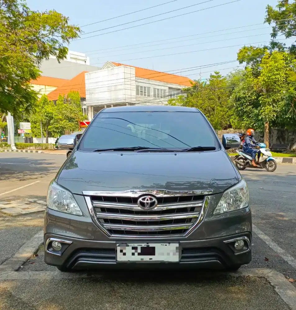 Toyota Innova Barong 2.0 G a/t 2014