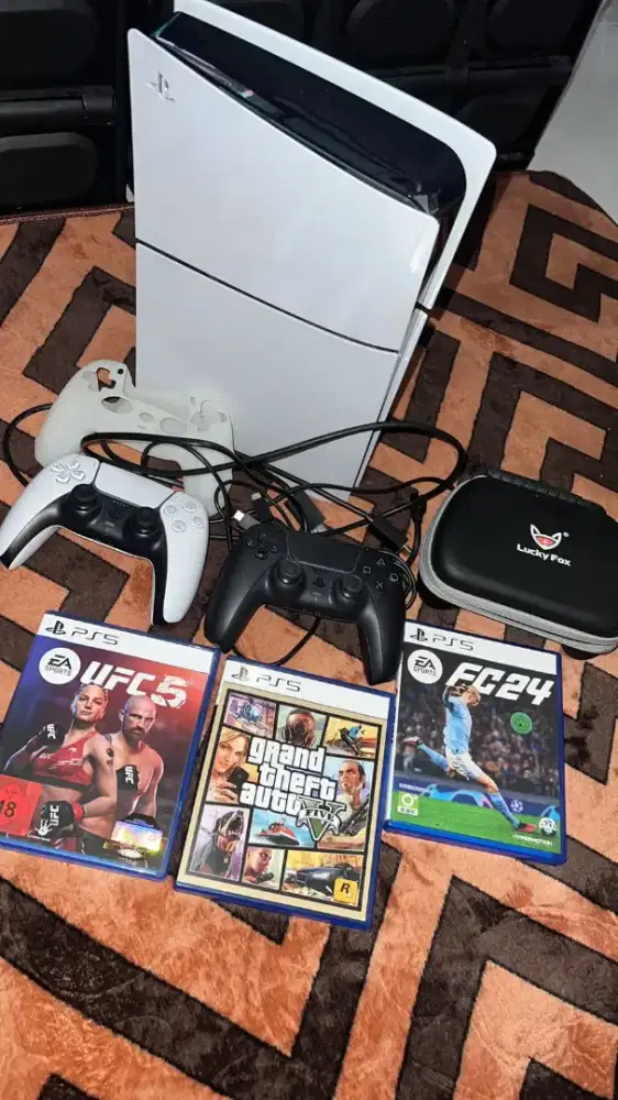 PlayStation 5 Slim Disc 1TB