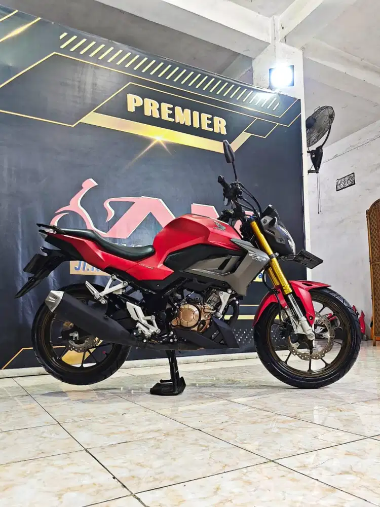Slow on going Honda New CB150R SE STREETFIRE TH 2023 odo 4rb