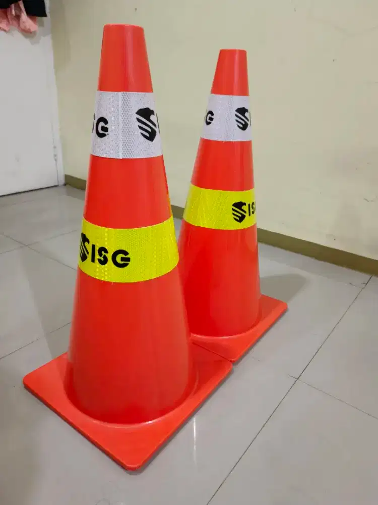 Cone Kerucut Parkir
