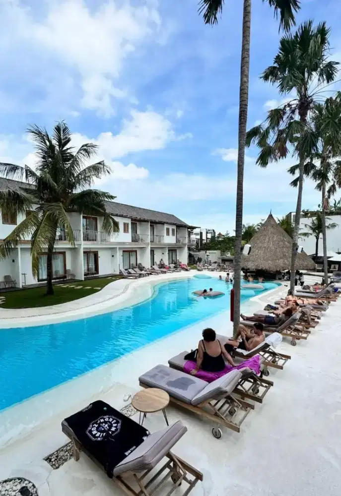 DIJUAL HOTEL BATU BOLONG CANGGU KUTA UTARA