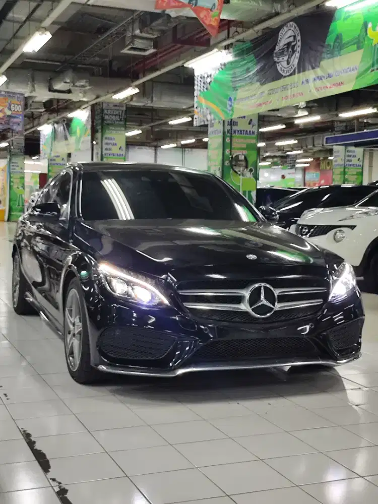 Mercedes Benz C250 AMG (W205) 2.0 Turbo 2015 Hitam Matic / AT SUPER !!