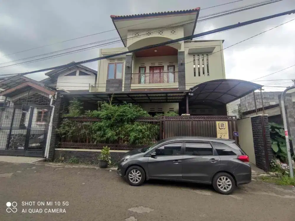 Rumah Siap Huni Dengan View Ke Barat & Timur di Sayap Sarijadi Bandung