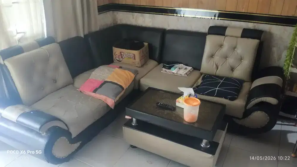 Jual sofa Dan meja bekas