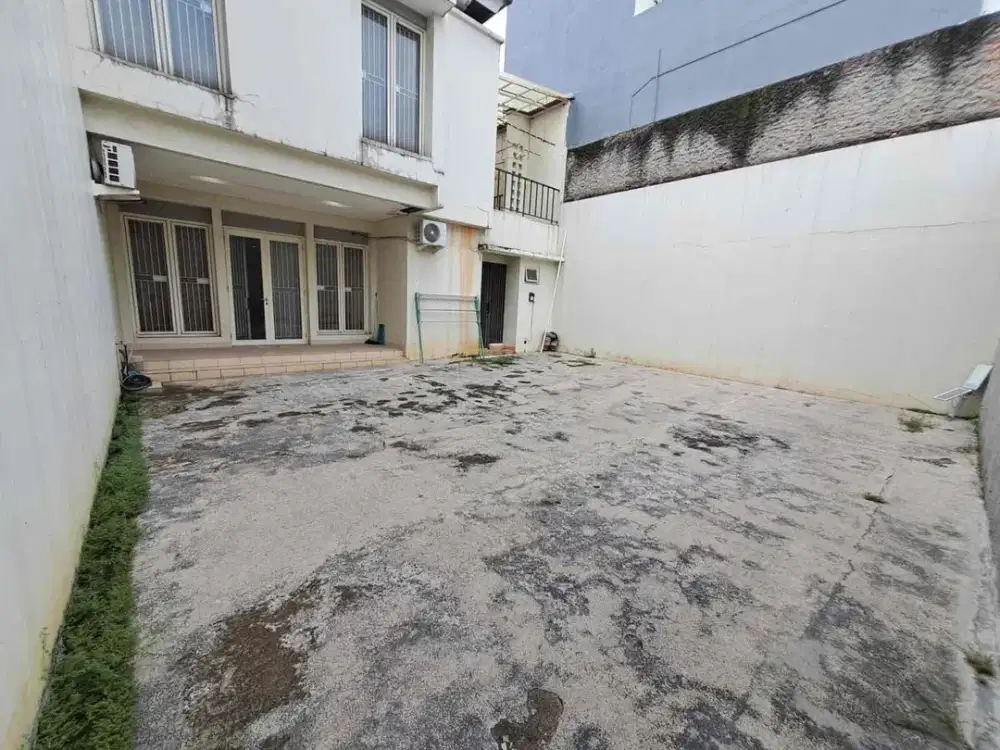 Rumah Villa Melati Mas Utama