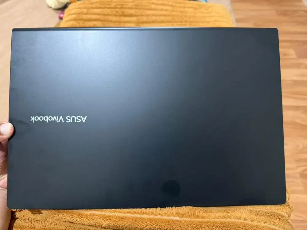 Laptop Asus Vivobook core i3 A1400EA