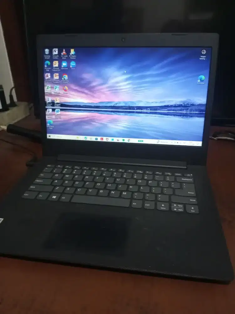 Laptop Lenovo Ideapad 130-14 ast