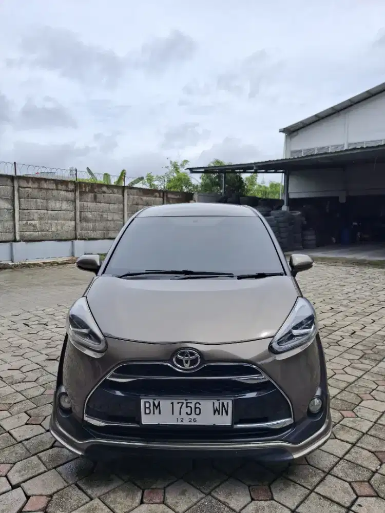 Sienta 2016 Q matic. Km 81rb