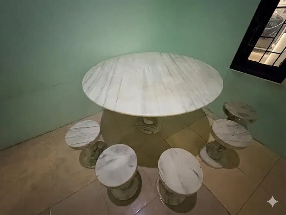 Meja Makan marmer mewah 1 set + 5 kursi strool marmer,bns piring putar