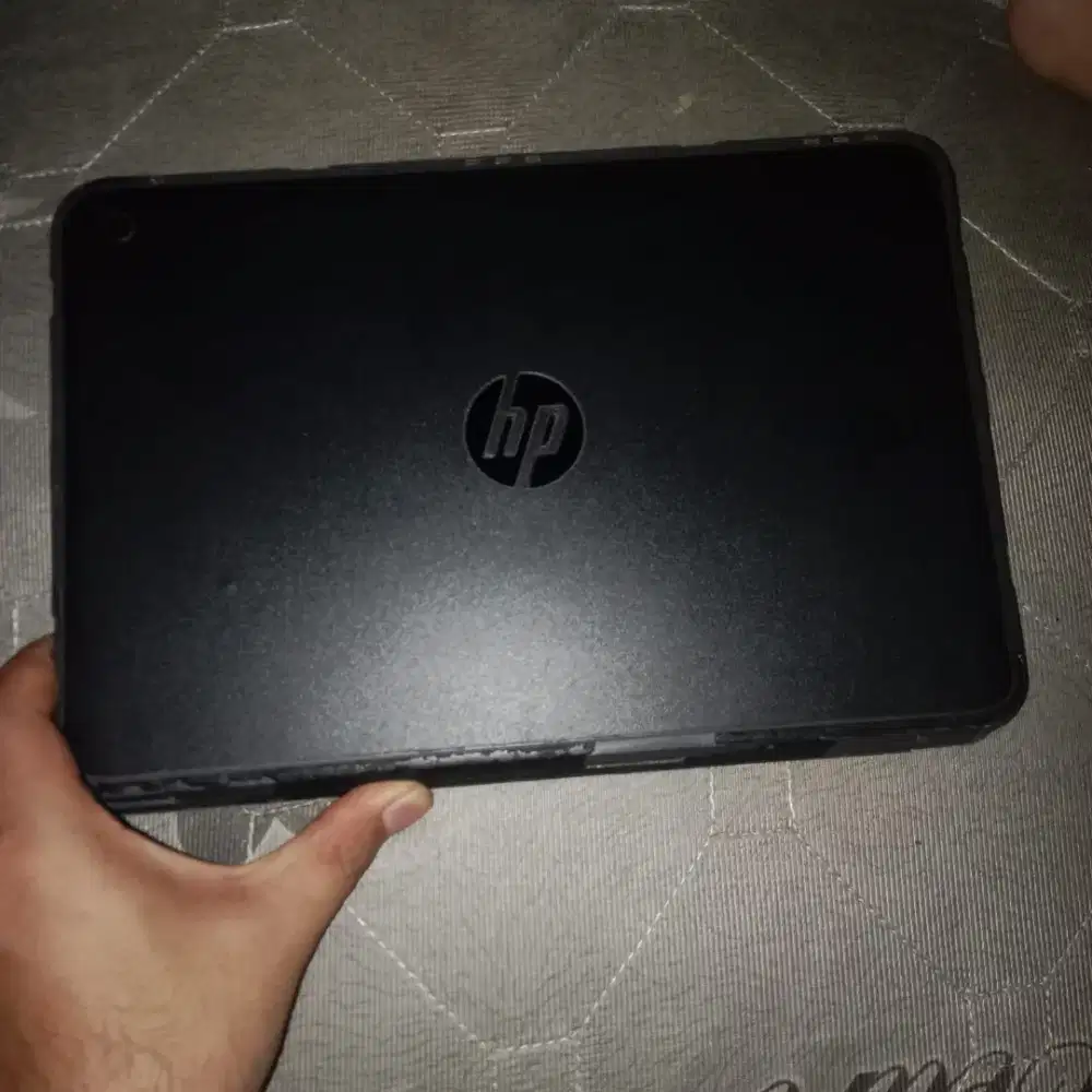 Laptop merek HP ram 4