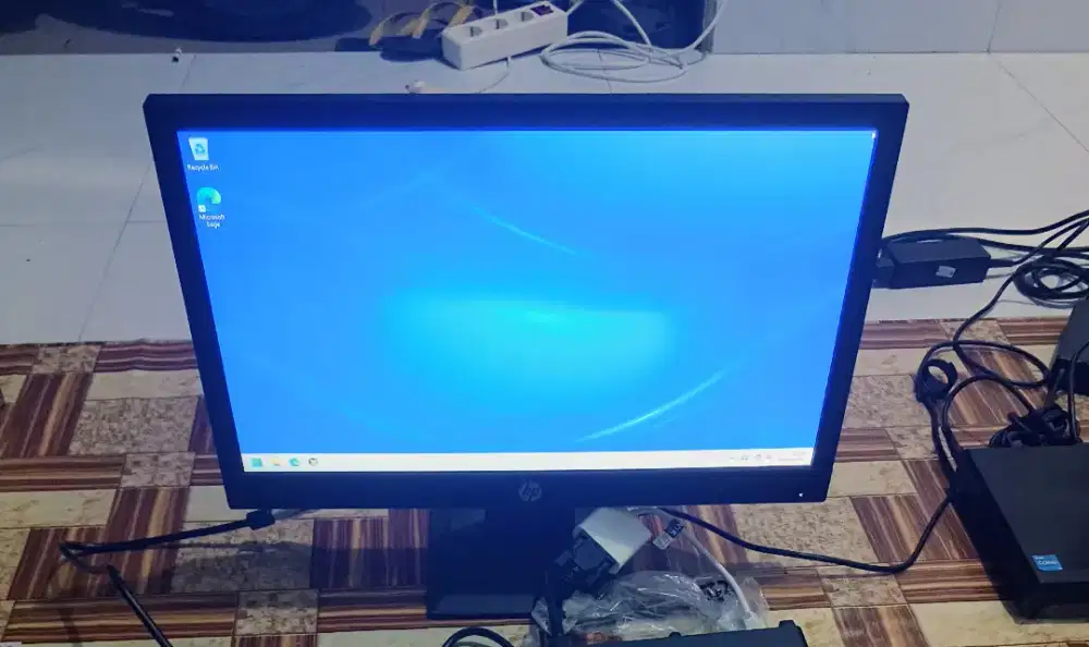 Monitor PC merk HP 19 & 24 inci