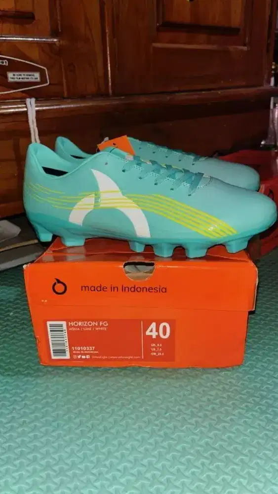 Sepatu bola ortuseight original