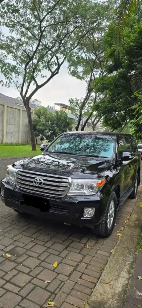 Toyota Landcruiser vx200