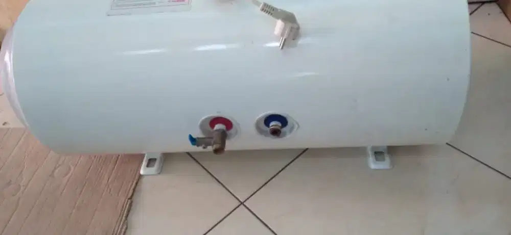 dijual water heater  DOVE PLUS 100 H