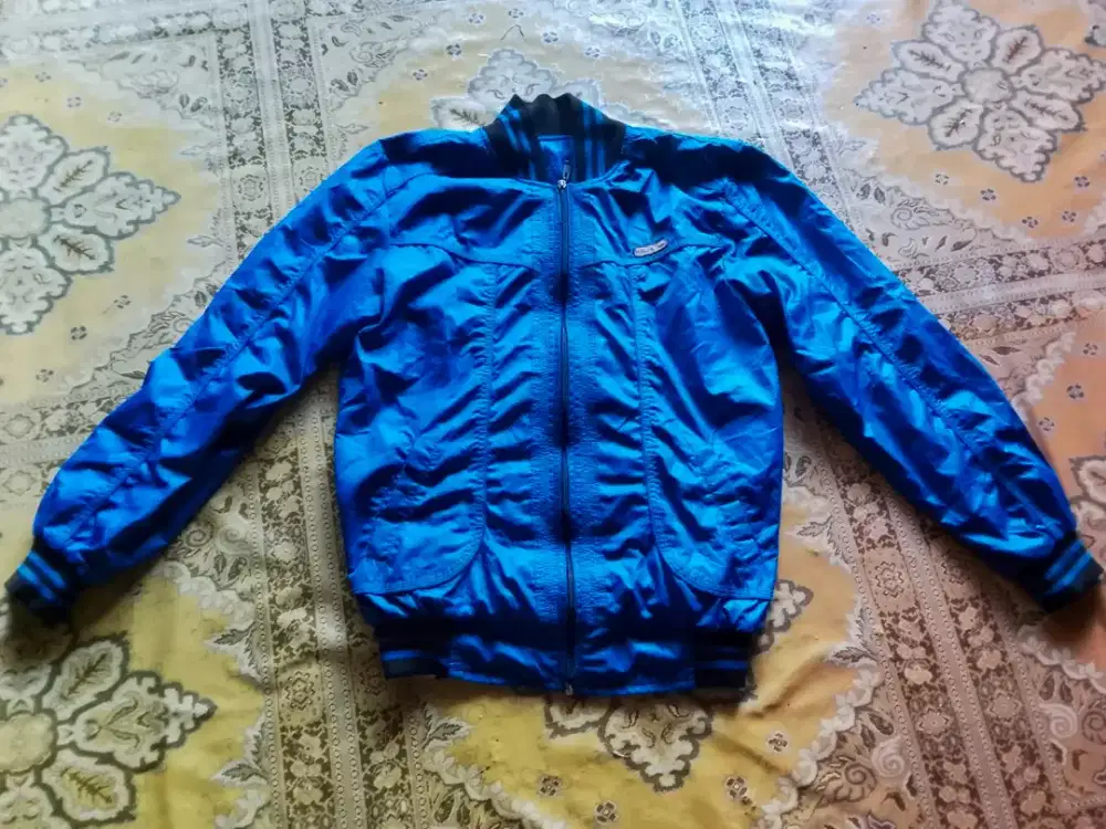 Jaket Parasut Tebal Uk L Cocok Buat Mancing