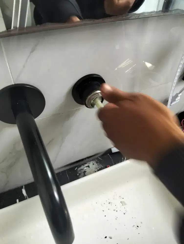 Service kran patah kuras tandon tukang pompa air filter air area bali