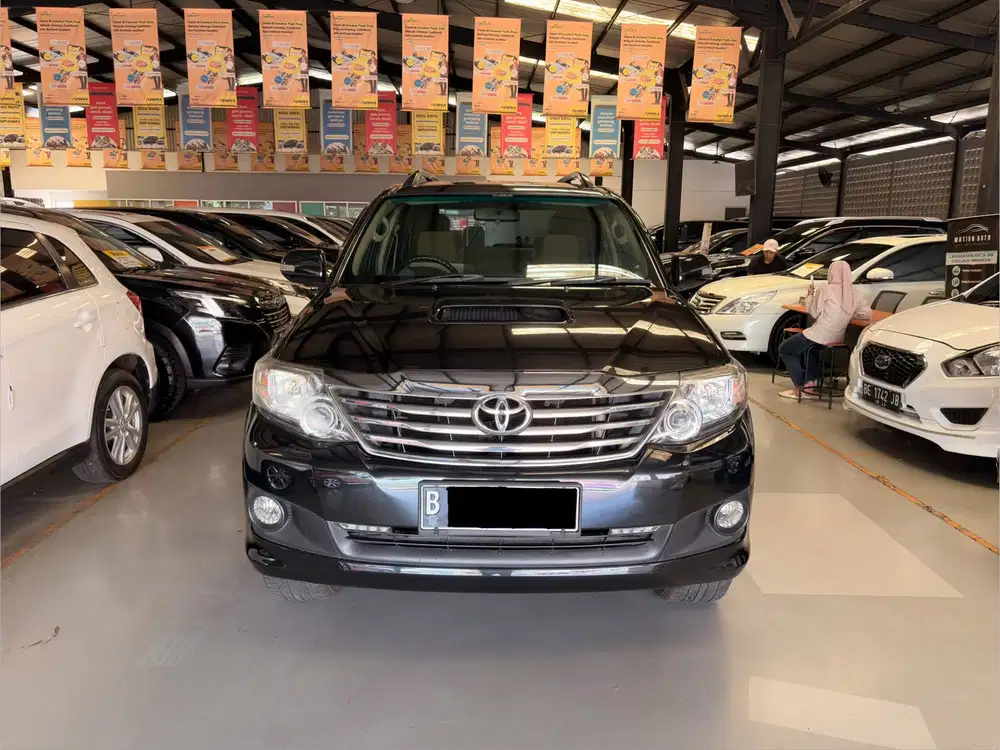 TOYOTA FORTUNER 2.5 G VNT DIESEL AT 2014 SIAP PAKAI & TERAWAT