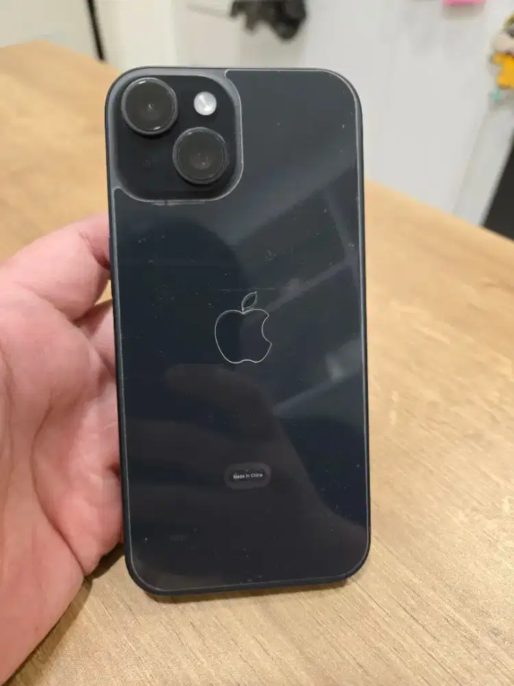 Iphone 15 128gb ex blibli