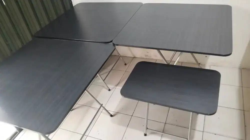 Meja cafe warkop