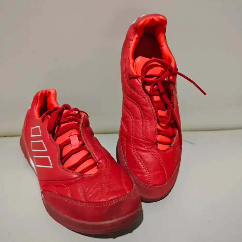 Sepatu Bola
Adidas Copa Kapitan.2 TF Red