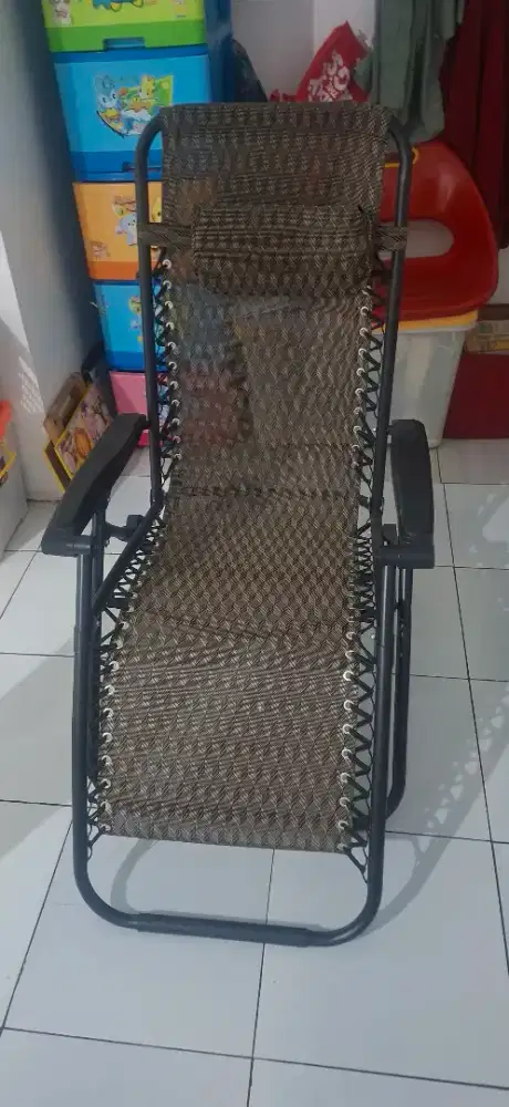 JUAL BU KURSI LIPAT KAKI BESI BISA SELONJORAN BAHAN KUAT AWET NYAMAN