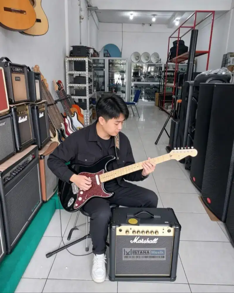 Gitar Donner ft Amplifier Marshall