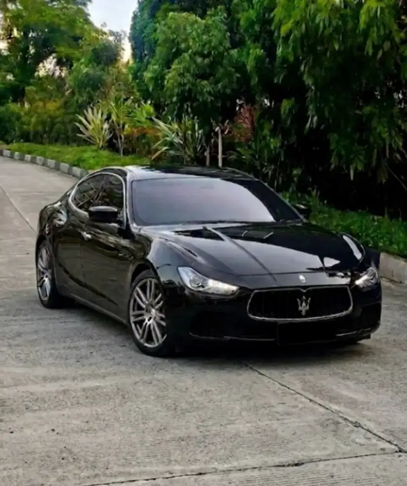 Maserati
Ghibli S 3.0L V6