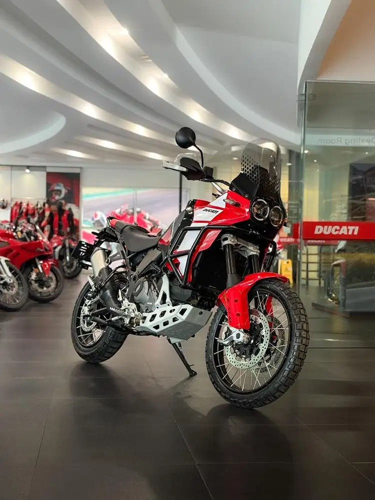 Termurah Ducati Desert X Discovery