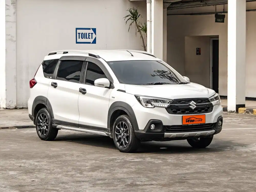 Suzuki XL7 BETA HYBRID 2023 PUTIH
