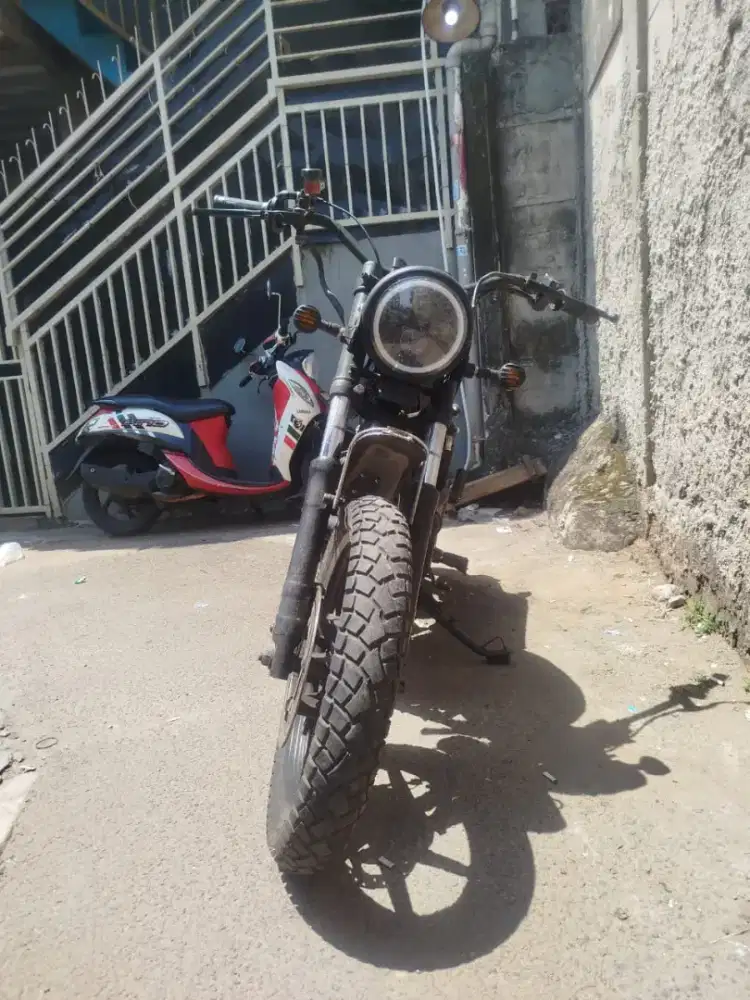 Motor bajaj custom