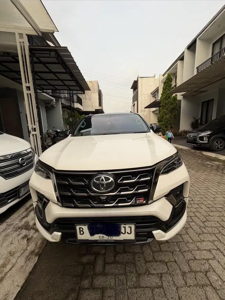 FORTUNER 2.8 GR 2023 KM.38 RIBU