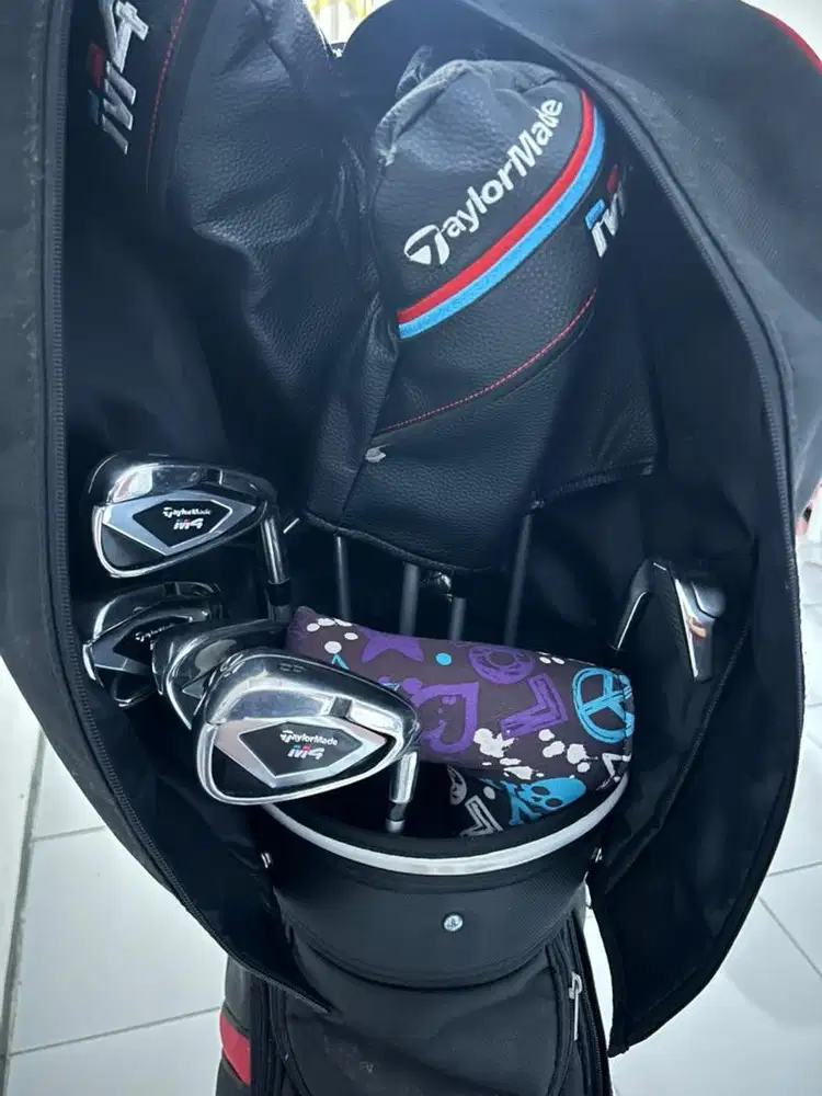 Taylormade Stick and Bag Golf