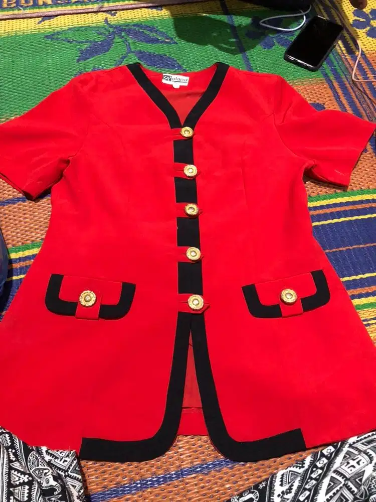 Baju Atasan Wanita