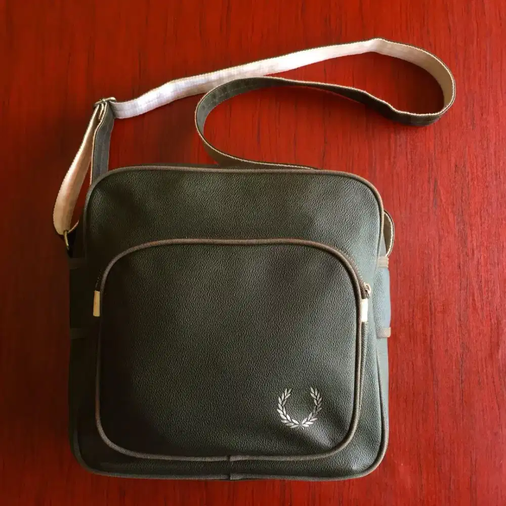 Fred Perry classic sling bag tas second original brand