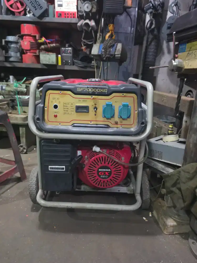 Genset honda SF7000DXE