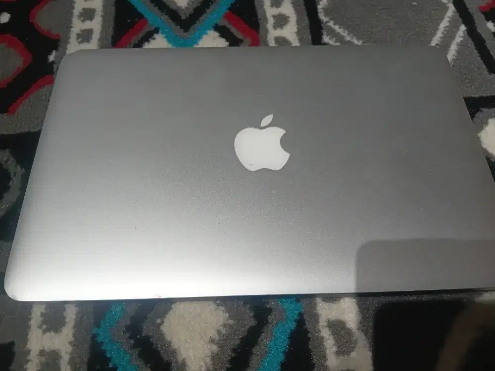 Jual macbook Air 11 inch , RAM 4/256GB