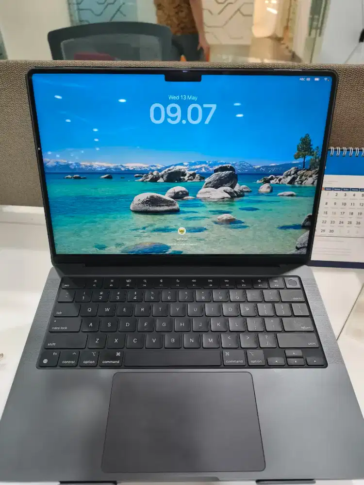 Macbook Pro M3 Pro 1TB