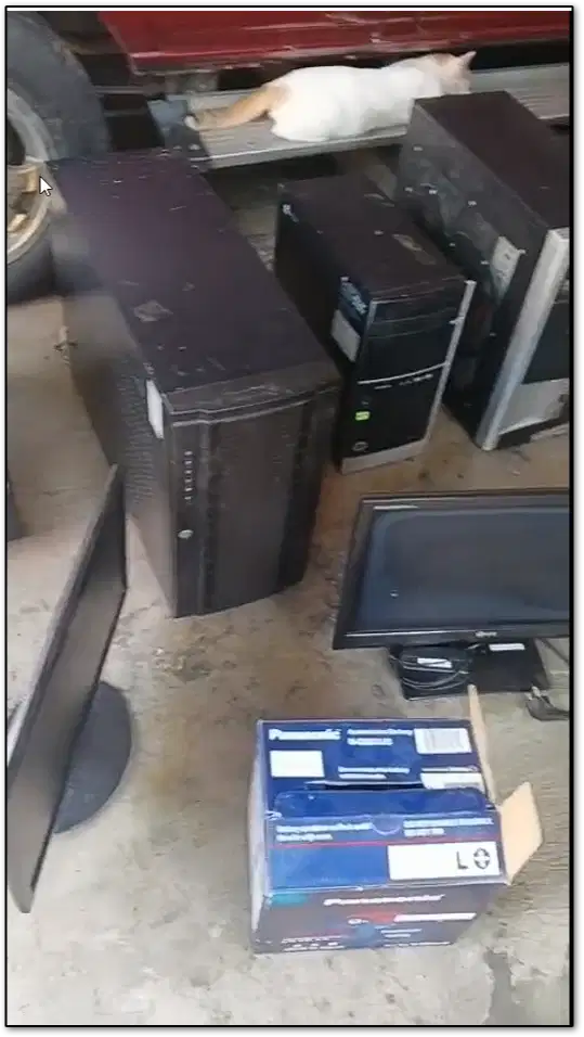 Jual PC, Monitor, Printer, HUB, Aki Bekas kantor, harga rongsok deh.