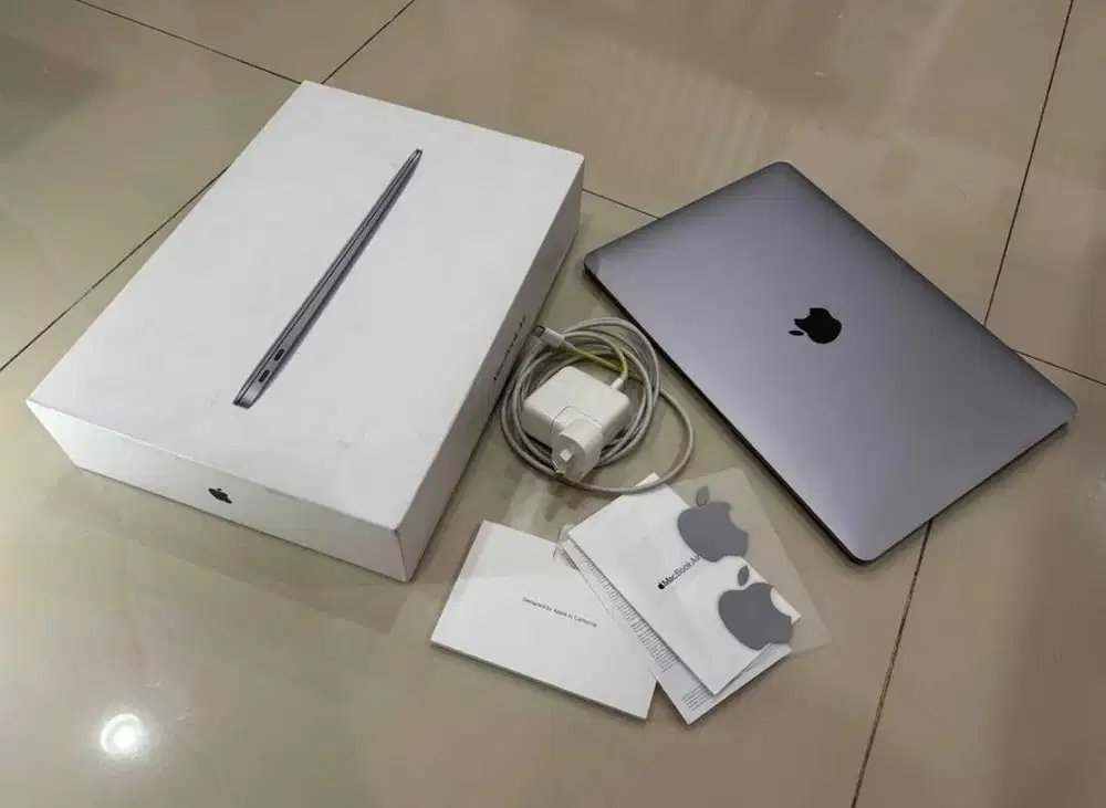 Macbook AIR 2020 intel i3 fullset